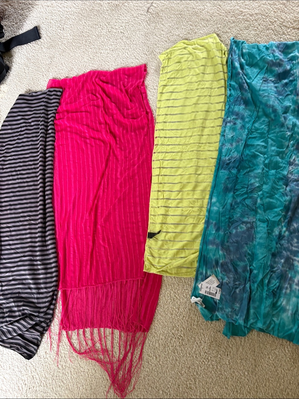 Lot of 4 scarves pink green tie dye black